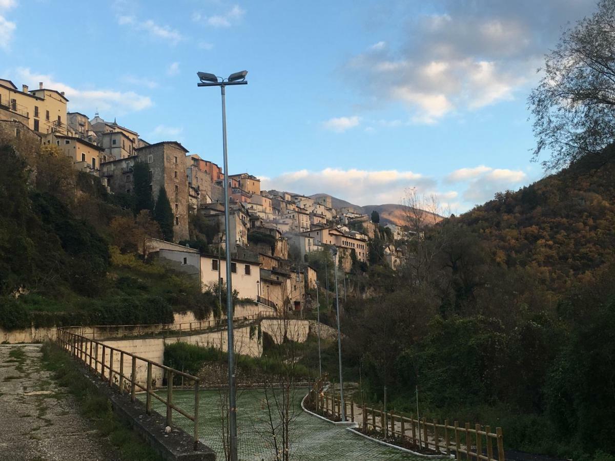 Casa Ai Piedi Della Riserva Naturale Pettorano sul Gizio Εξωτερικό φωτογραφία